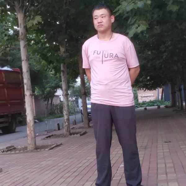 35岁岁河北单身帅哥 - 贵港吉缘网