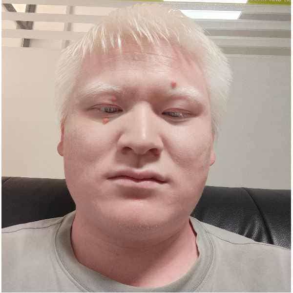 30岁岁安徽单身帅哥 - 贵港吉缘网