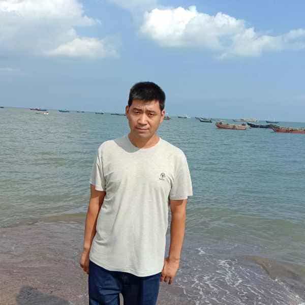 44岁岁辽宁单身帅哥 - 贵港吉缘网