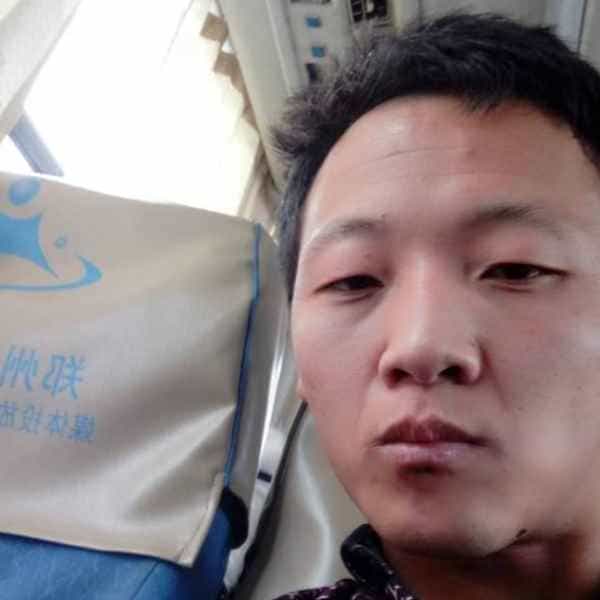 35岁岁河南单身帅哥 - 贵港吉缘网