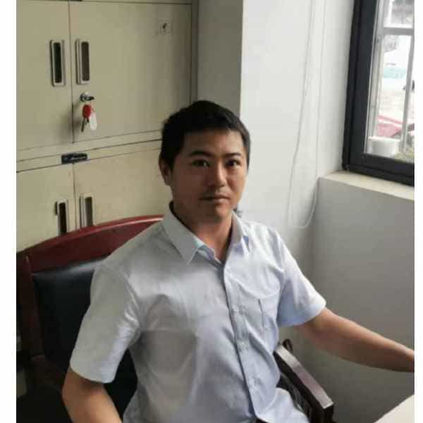 35岁岁河南单身帅哥 - 贵港吉缘网