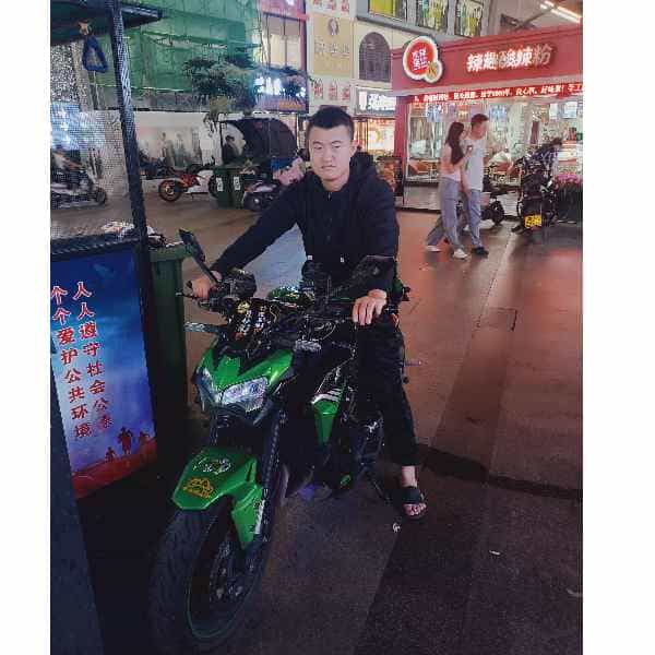 29岁岁山东单身帅哥 - 贵港吉缘网