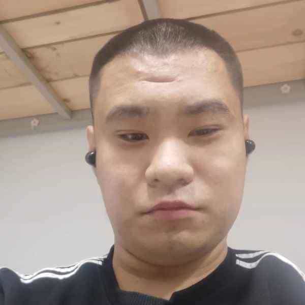 25岁岁山东单身帅哥 - 贵港吉缘网