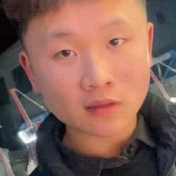 22岁岁河南单身帅哥 - 贵港吉缘网