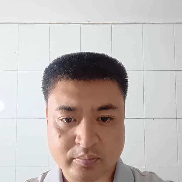 42岁岁山东单身帅哥 - 贵港吉缘网