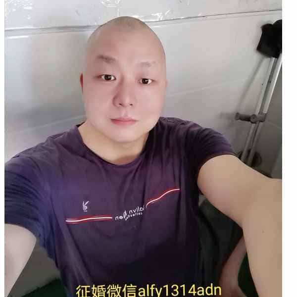 45岁岁湖南单身帅哥 - 贵港吉缘网