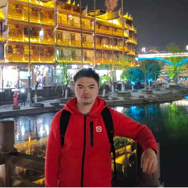 39岁岁广东单身帅哥 - 贵港吉缘网