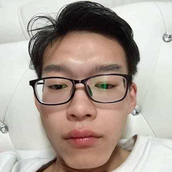 23岁岁河南单身帅哥 - 贵港吉缘网