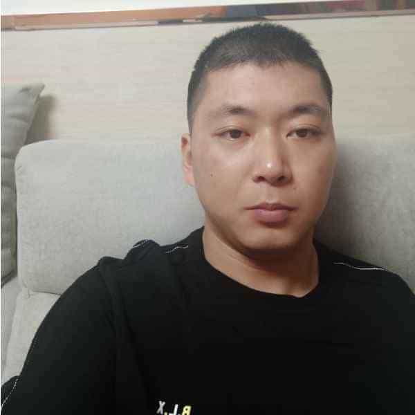33岁岁江苏单身帅哥 - 贵港吉缘网